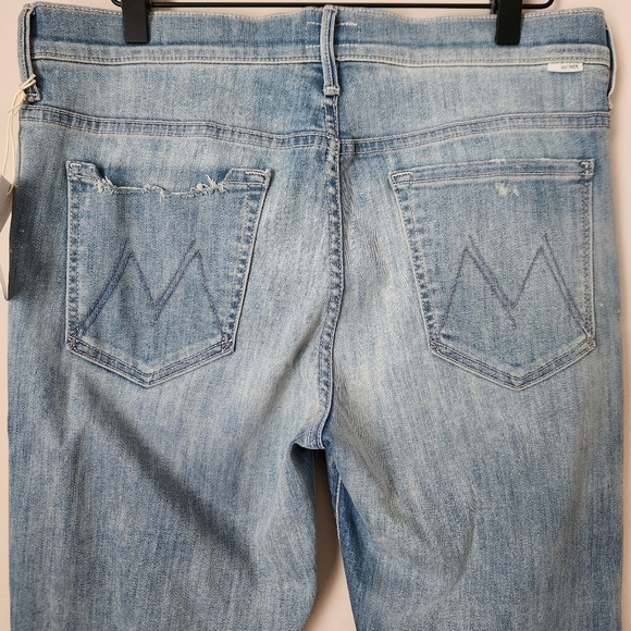 NWT MOTHER | The Weekender Fray Jeans in Twenty-Eight and a Half Wishes - Sz 32 - Picture 6 of 15